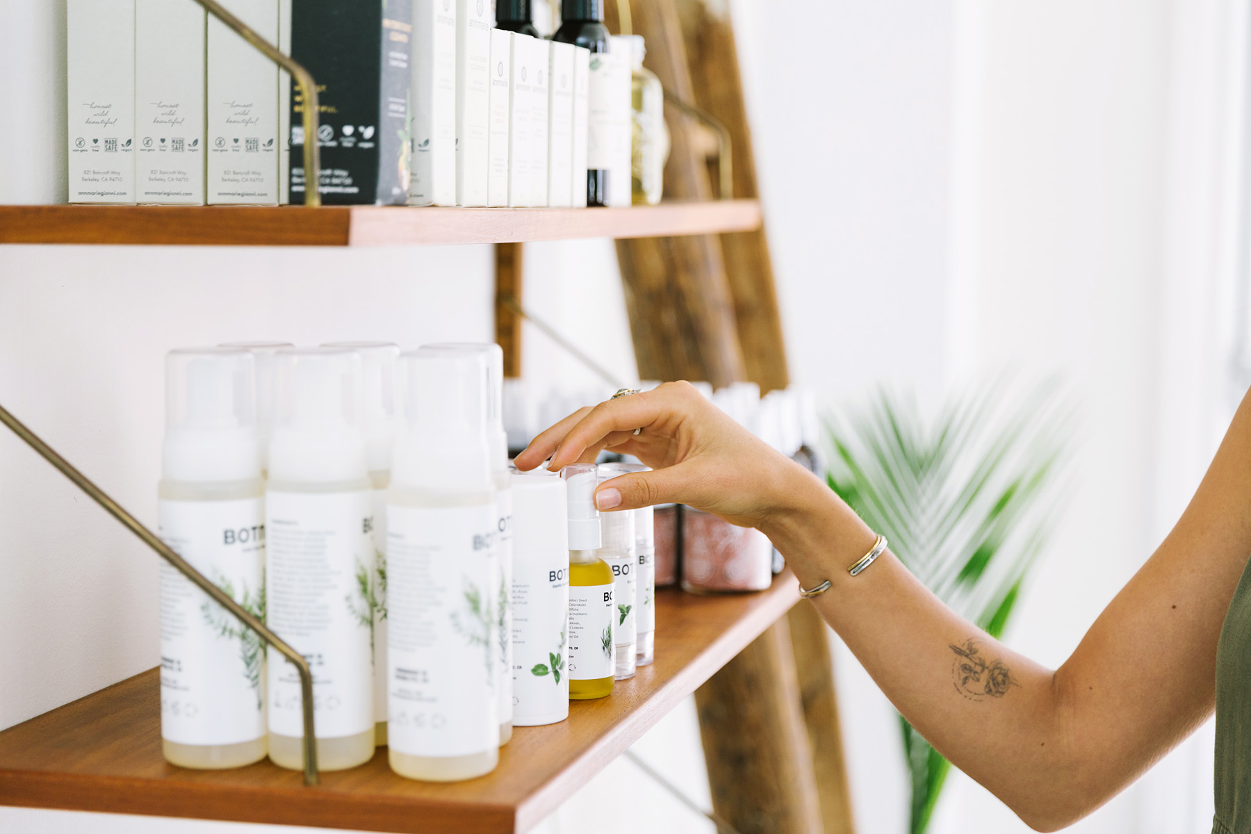 shop_interior_spa